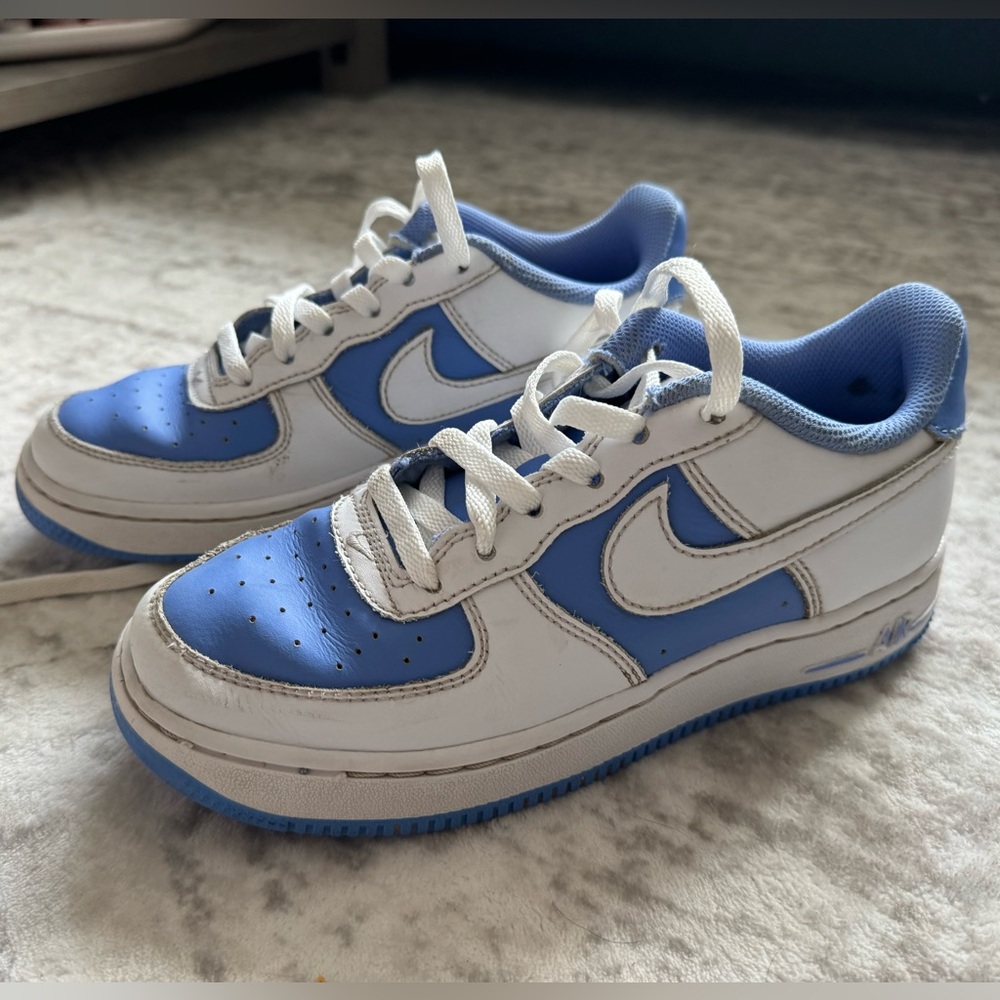 Nike Kids Air Force 1 (Big Kids 4Y)